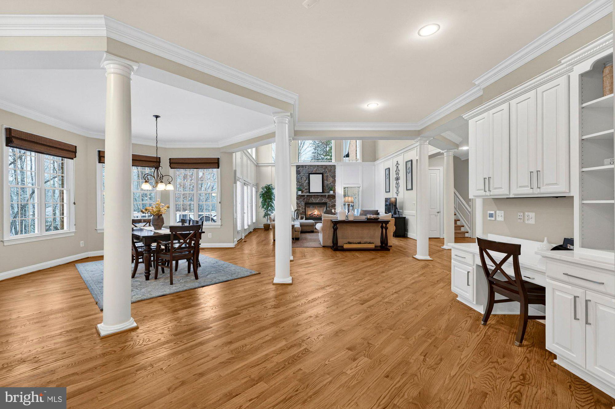 VINTAGE CREST - Residential