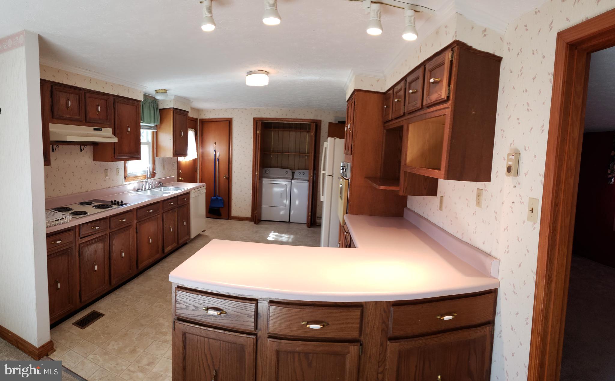 WEEDON ESTATES - Residential