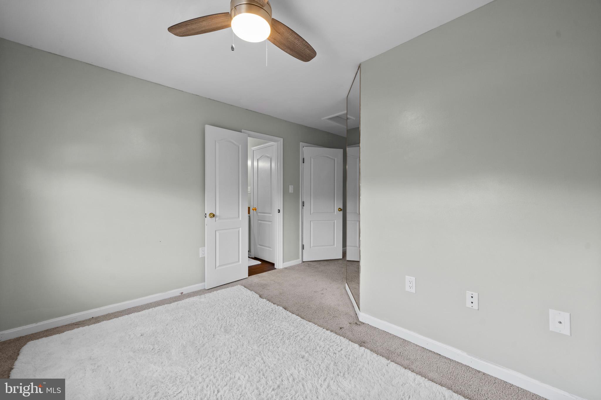 LORD CALVERT HILLS - Residential