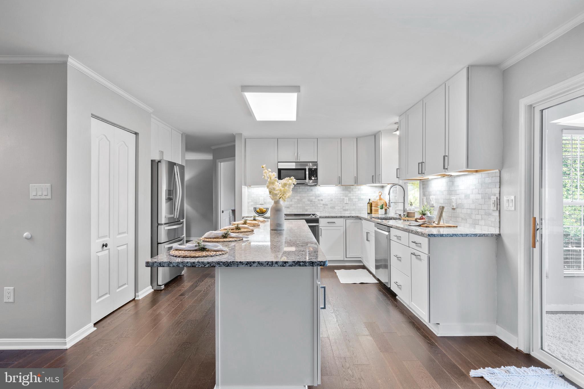 LORD CALVERT HILLS - Residential