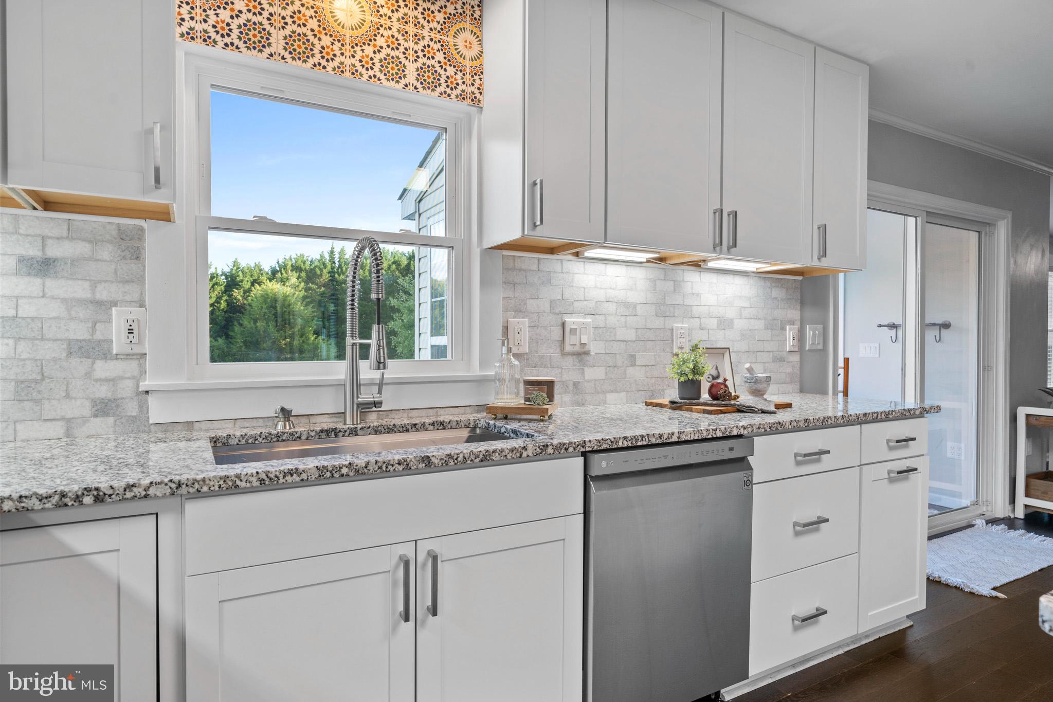 LORD CALVERT HILLS - Residential