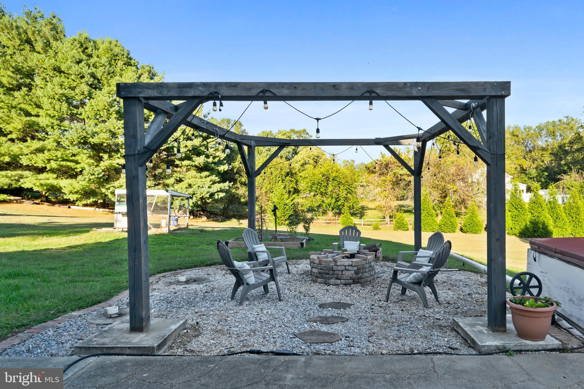 LORD CALVERT HILLS - Residential