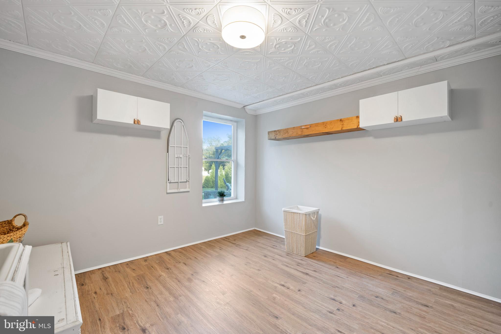 LORD CALVERT HILLS - Residential