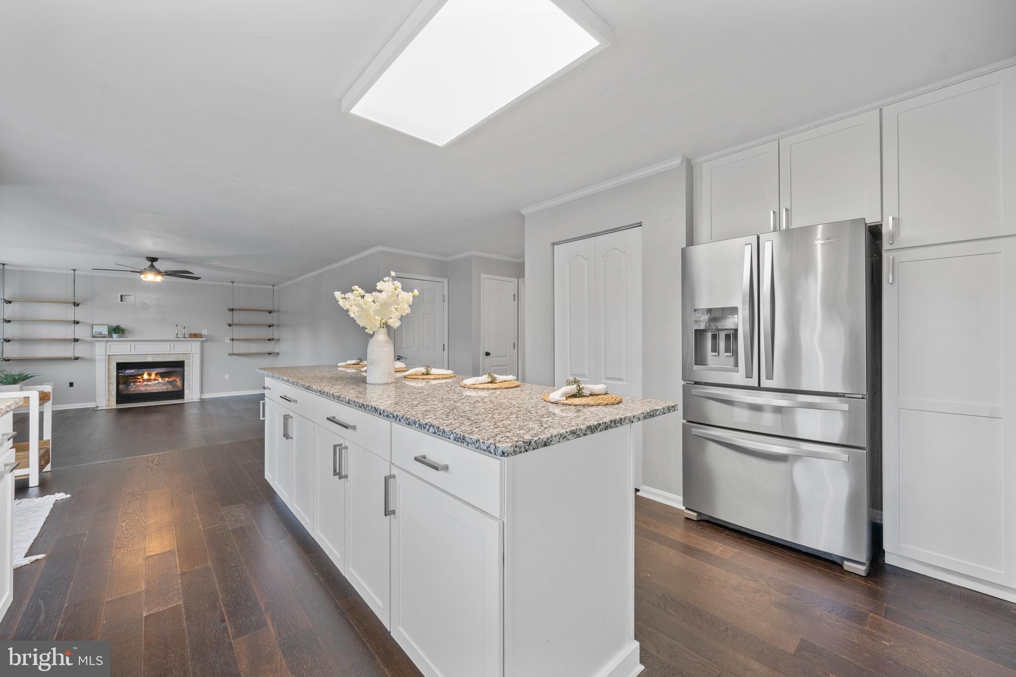 LORD CALVERT HILLS - Residential