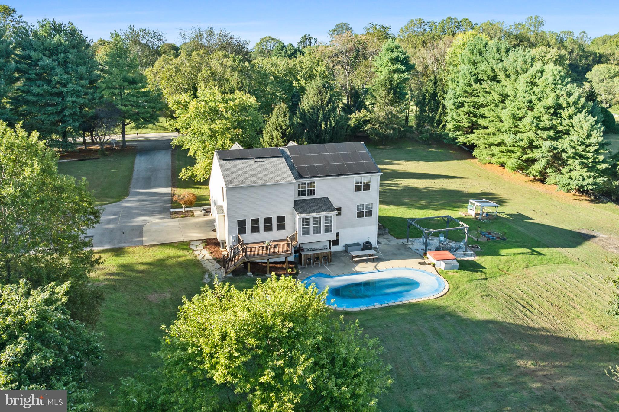 LORD CALVERT HILLS - Residential