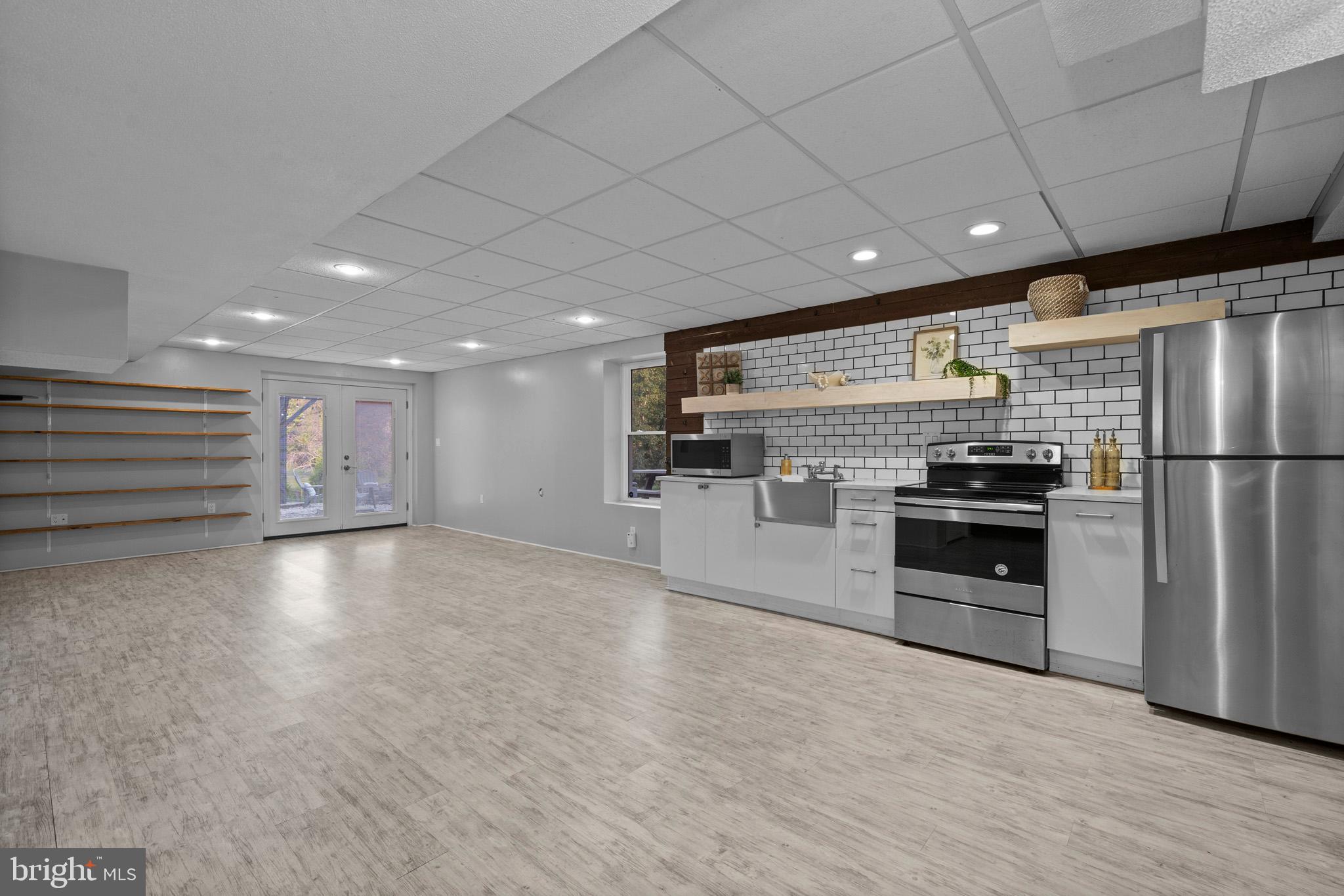 LORD CALVERT HILLS - Residential