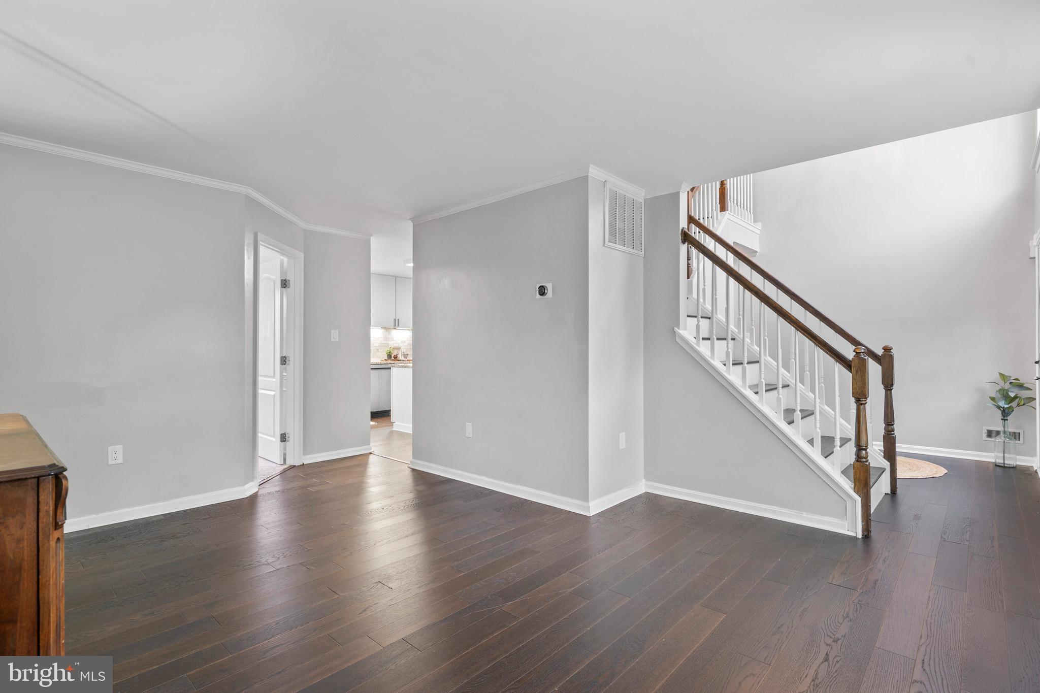 LORD CALVERT HILLS - Residential