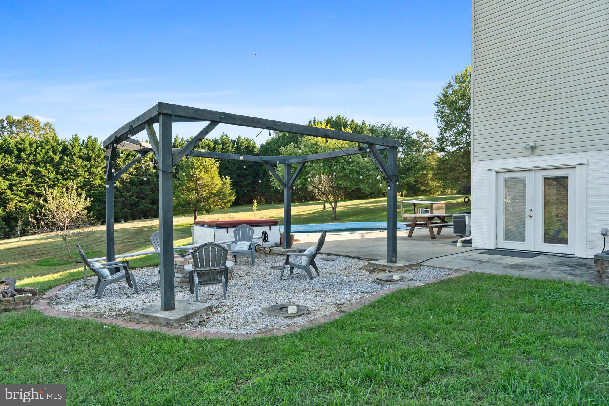 LORD CALVERT HILLS - Residential