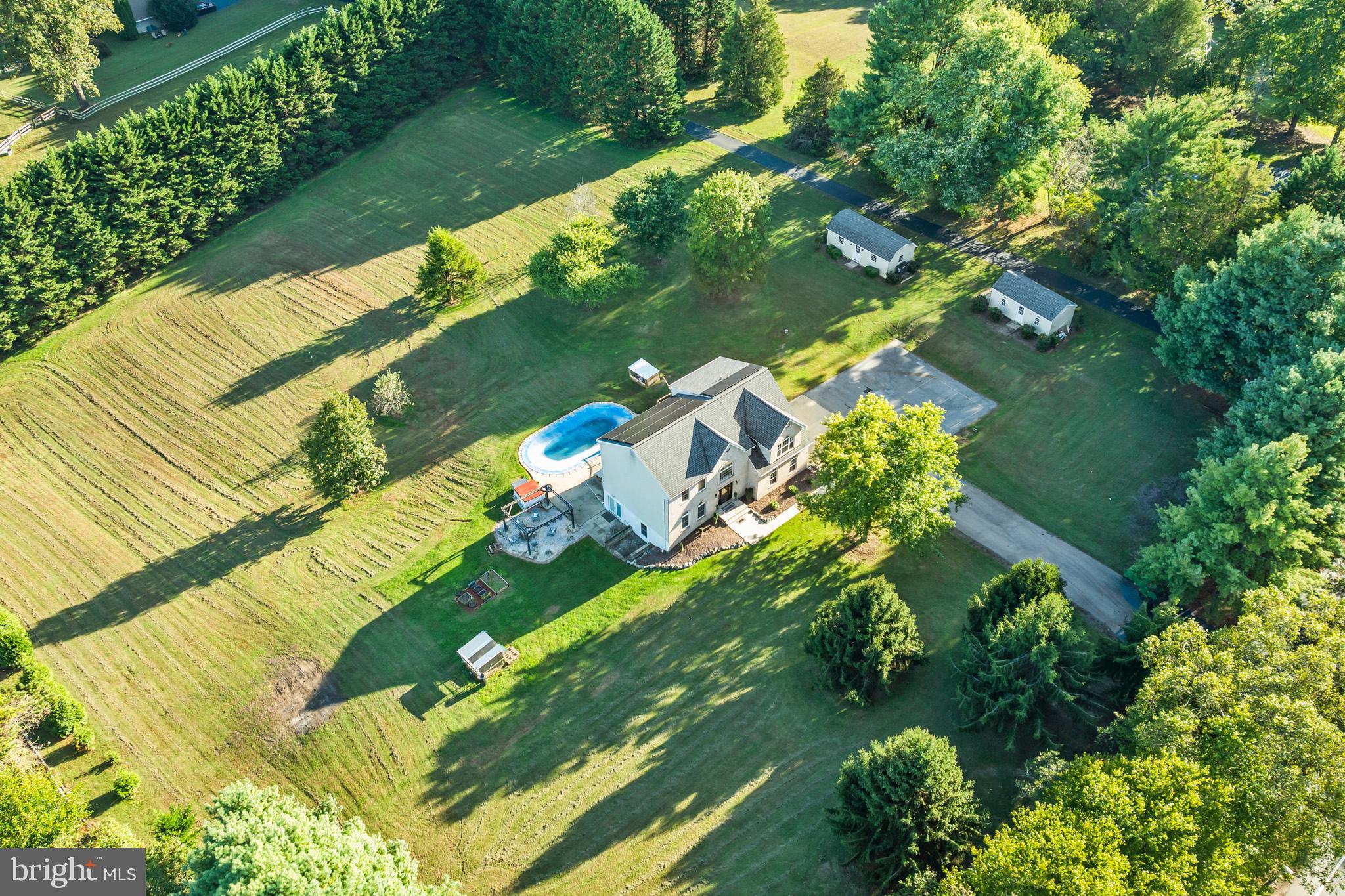 LORD CALVERT HILLS - Residential