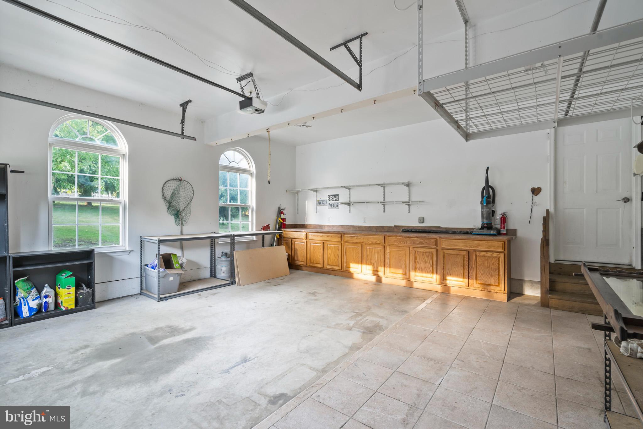 LORD CALVERT HILLS - Residential