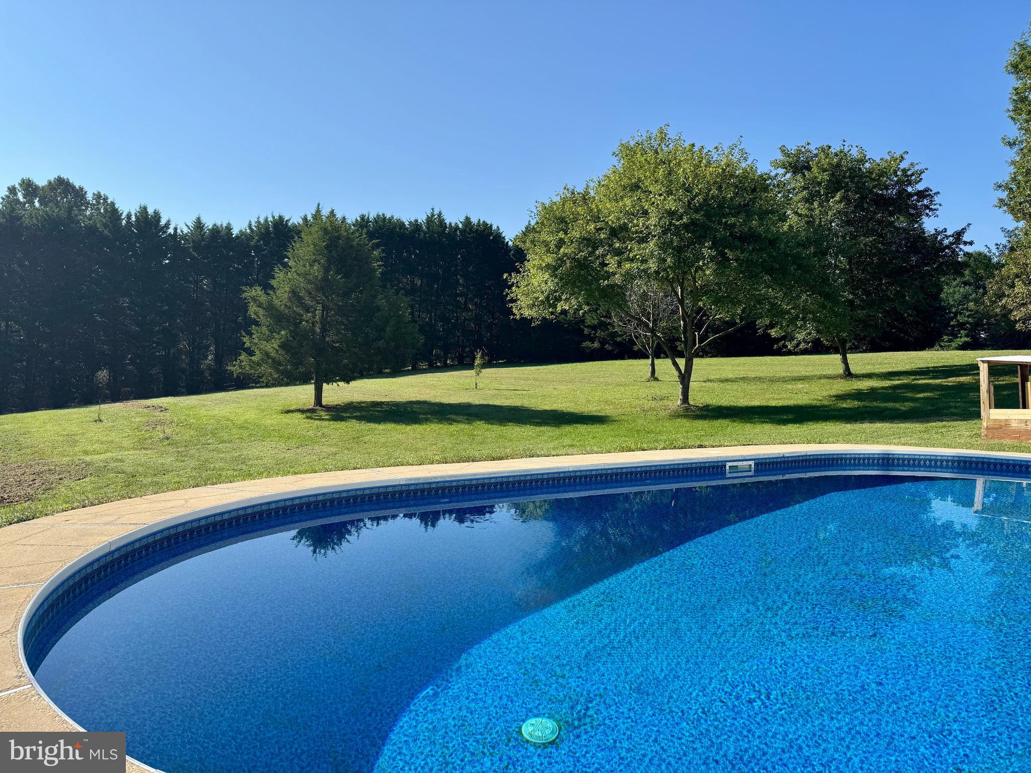 LORD CALVERT HILLS - Residential