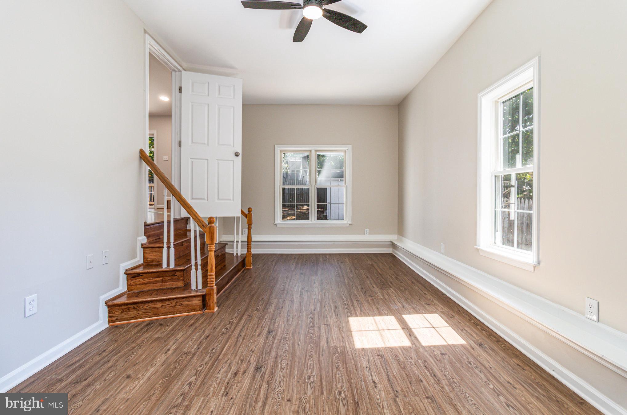 SHADOW WOODS - Residential