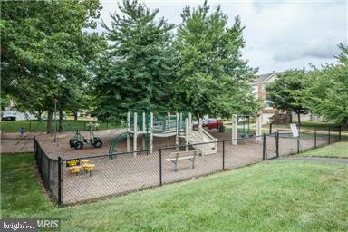 CENTRE RIDGE - Residential Lease