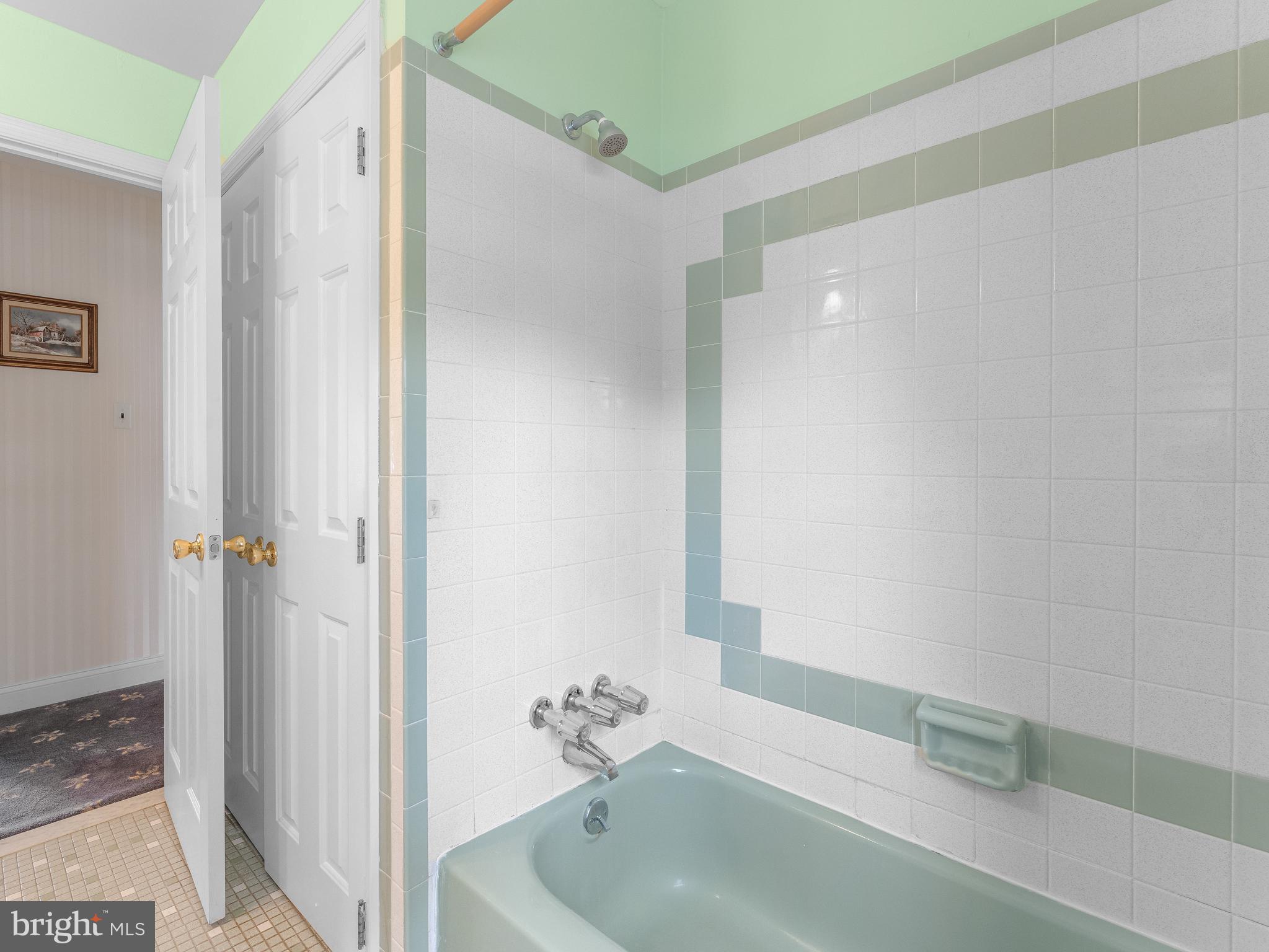 CAMBRIDGE ESTS - Residential