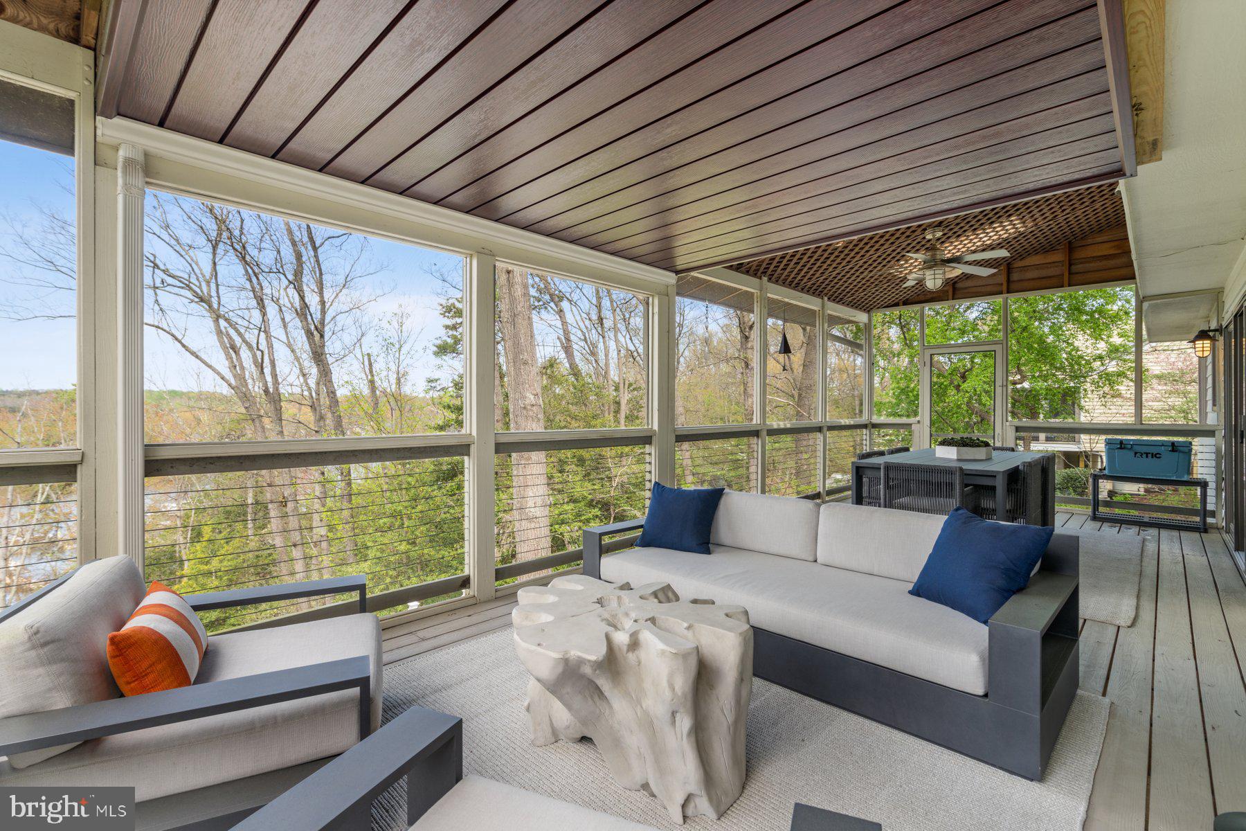 INDIAN LANDING - Residential