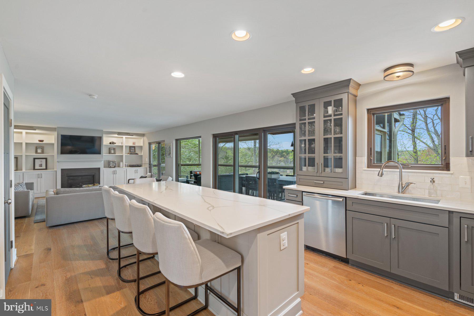 INDIAN LANDING - Residential