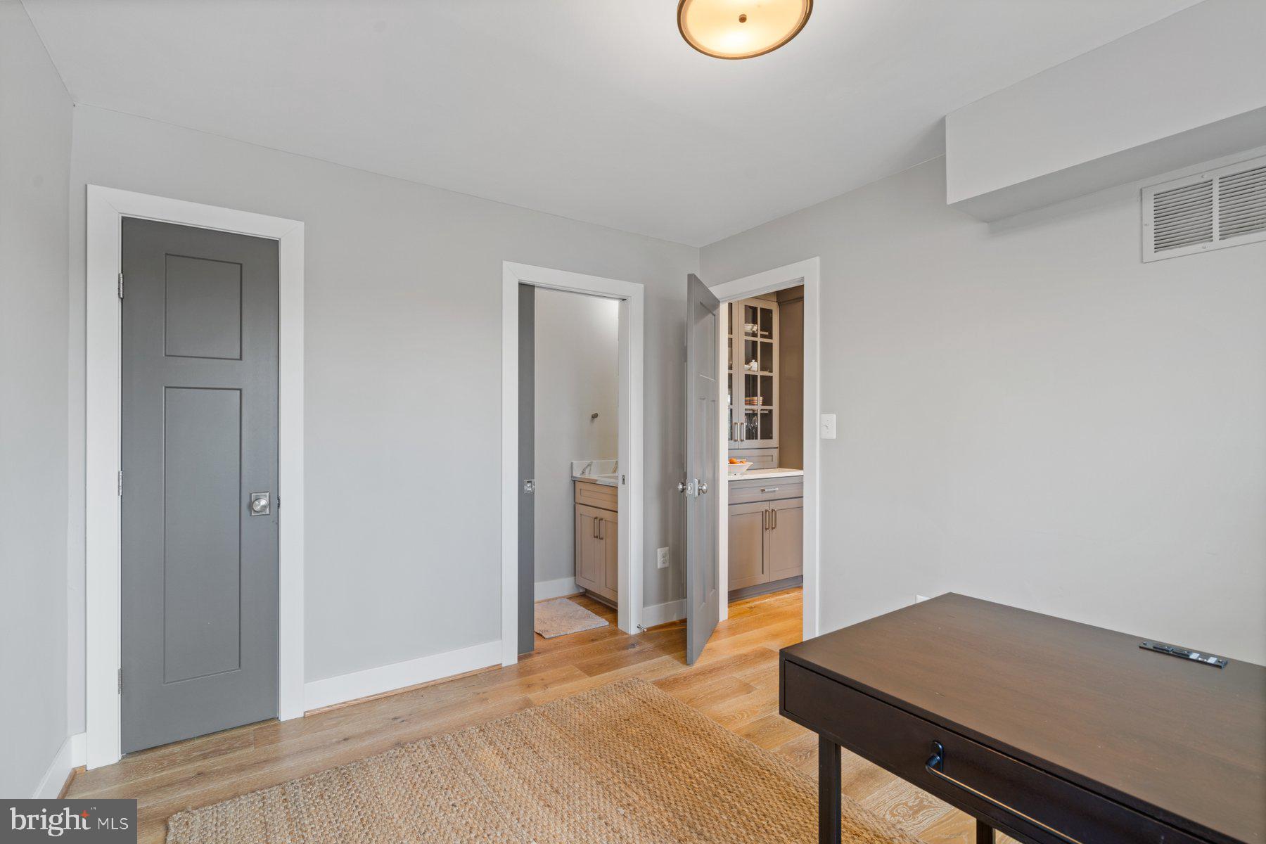 INDIAN LANDING - Residential