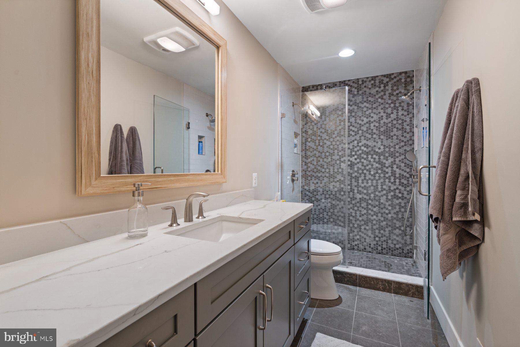 INDIAN LANDING - Residential