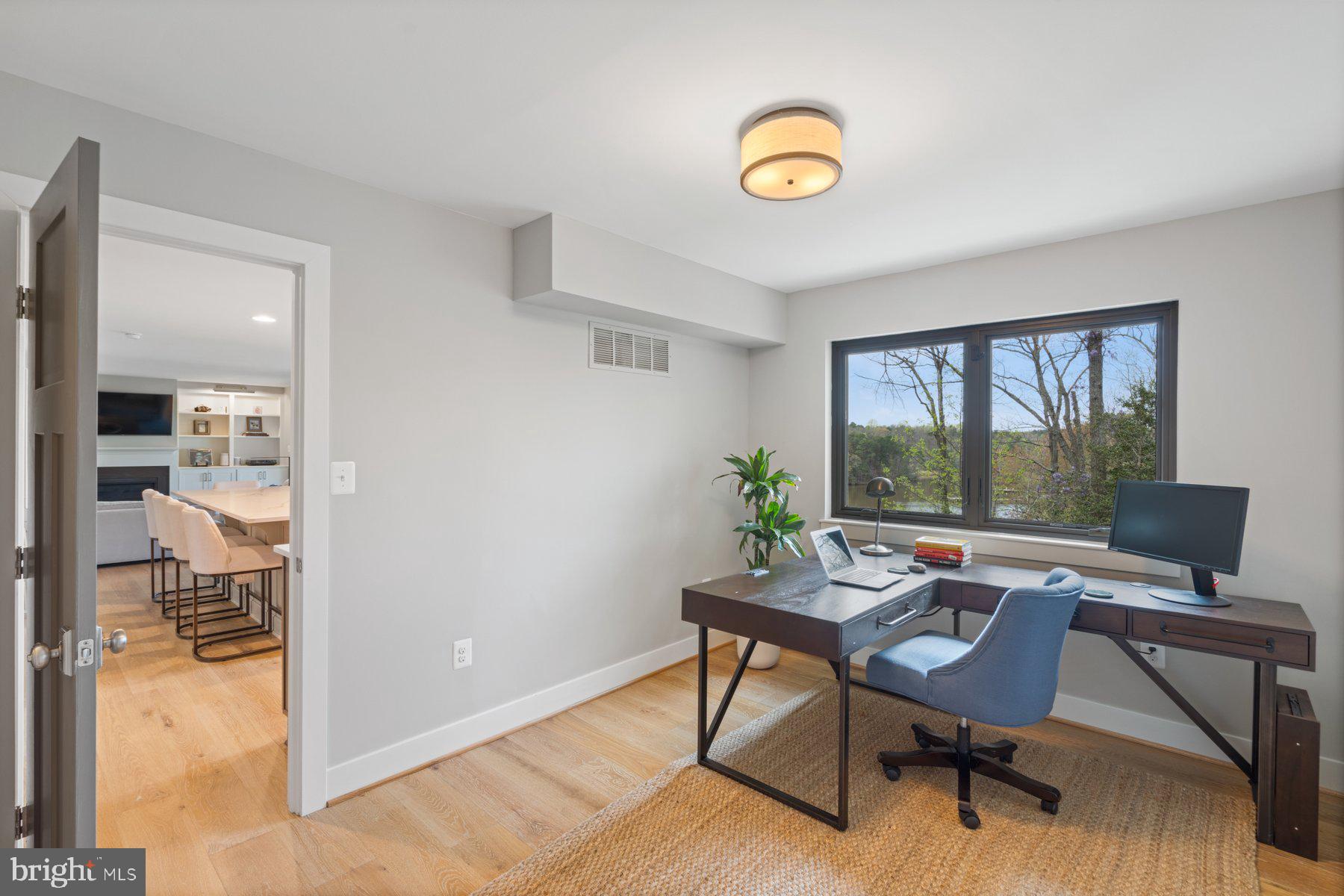 INDIAN LANDING - Residential