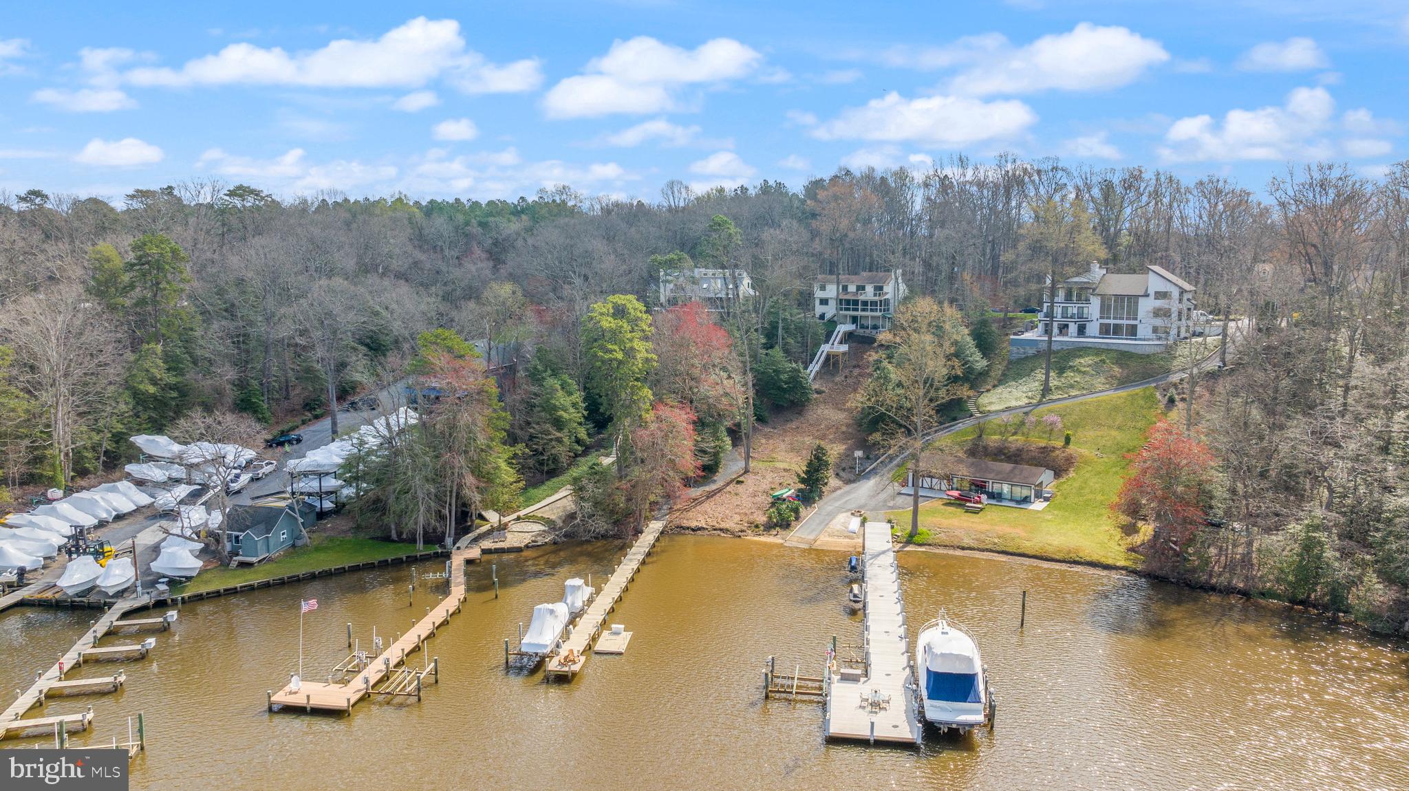 INDIAN LANDING - Residential