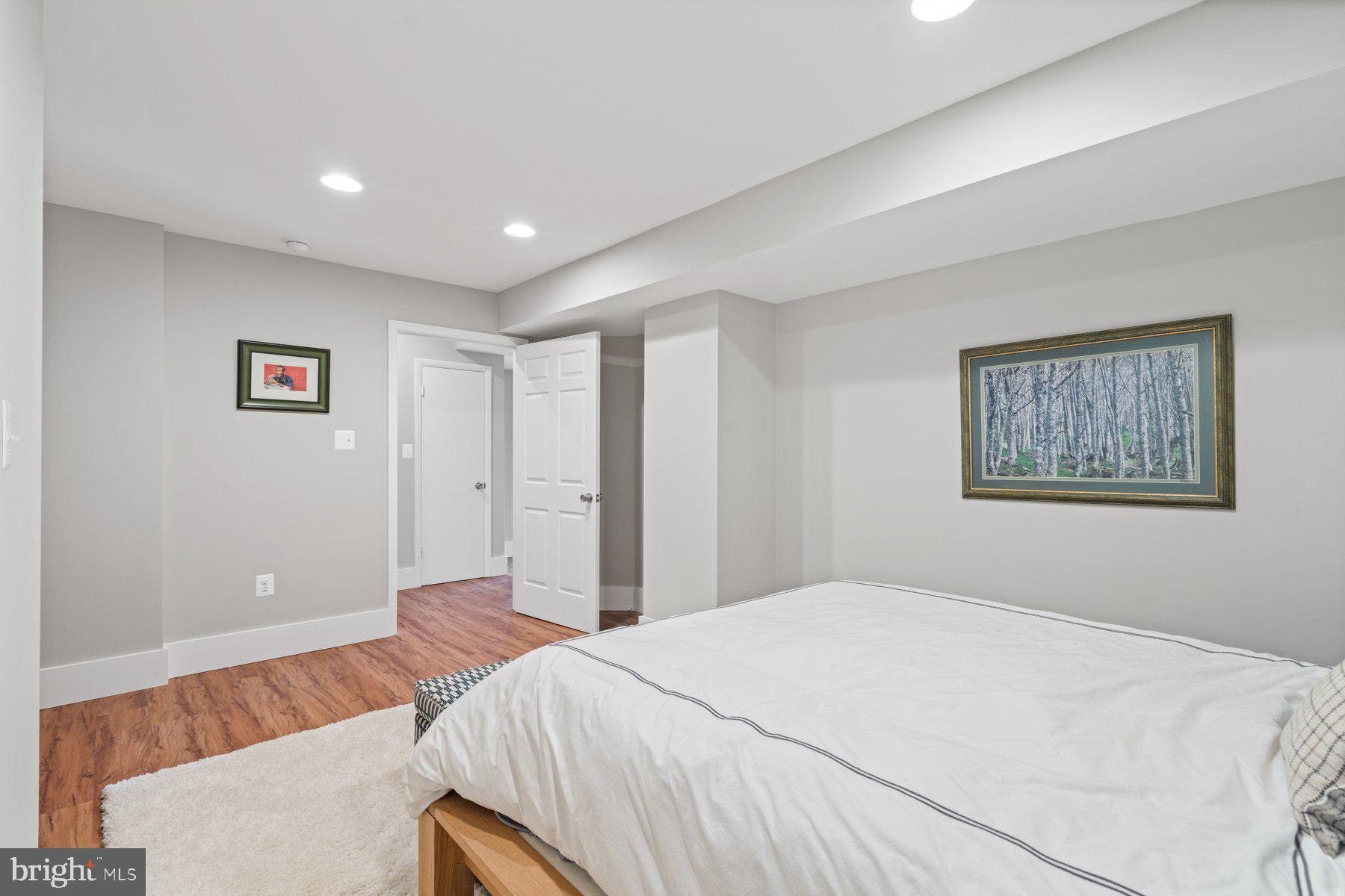 INDIAN LANDING - Residential