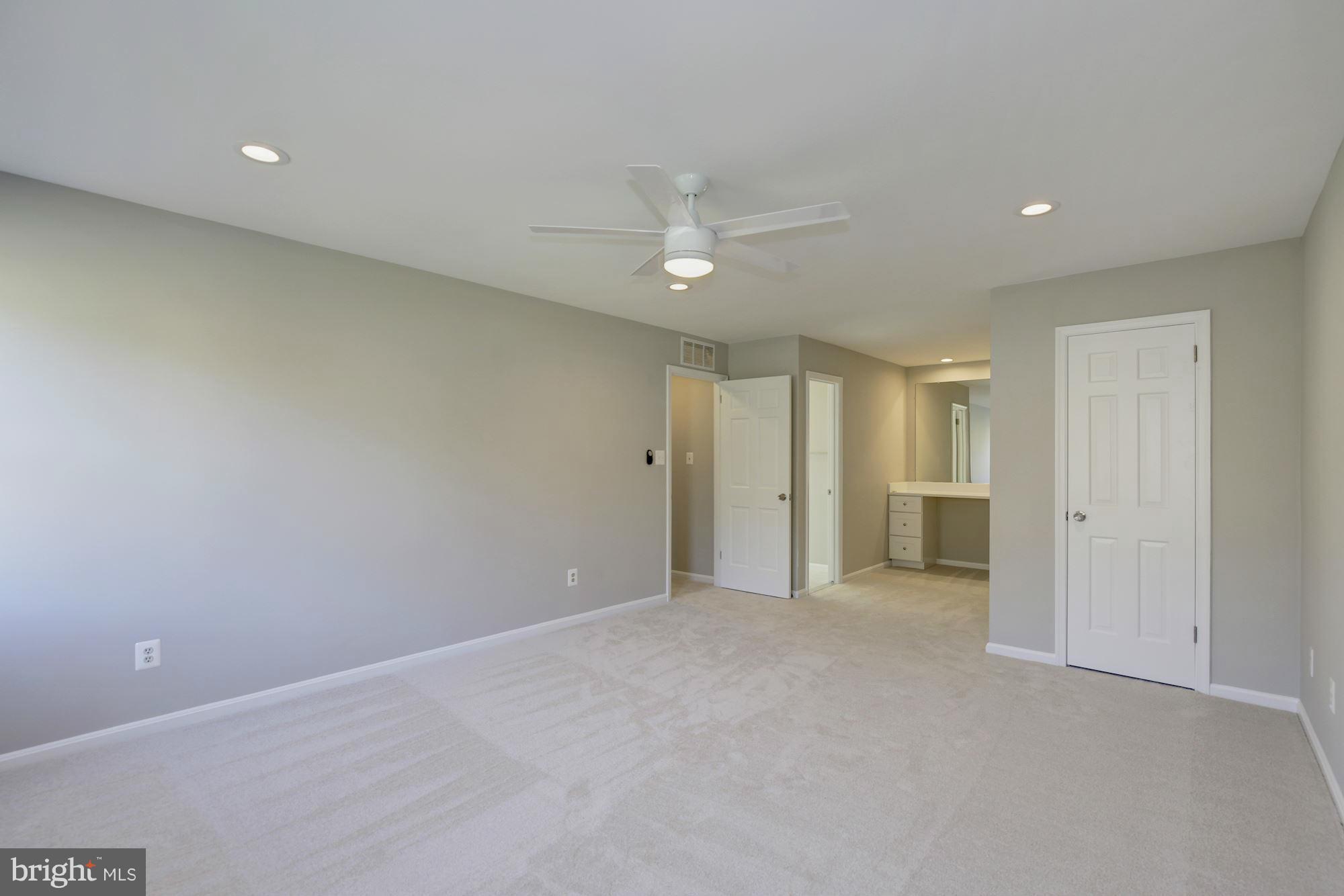 NORBECK ESTATES - Residential