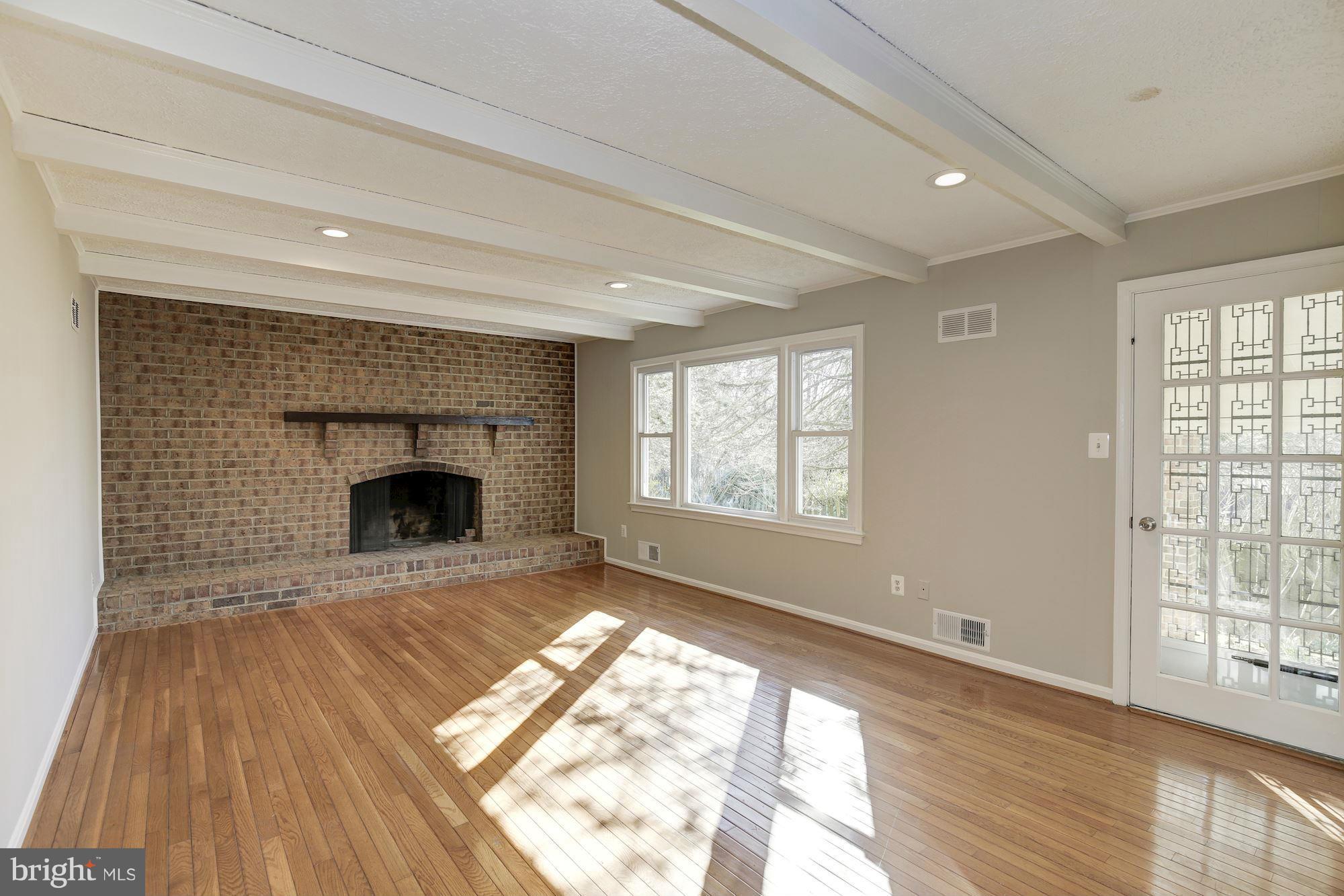 NORBECK ESTATES - Residential