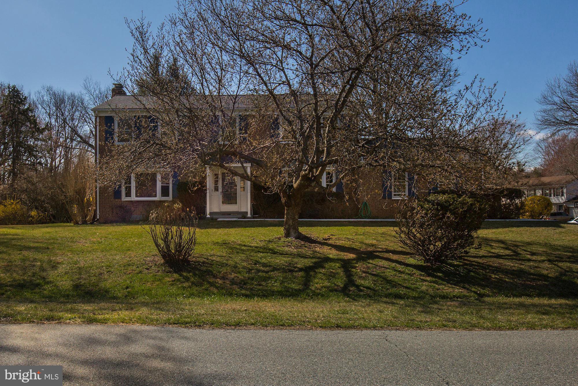 NORBECK ESTATES - Residential