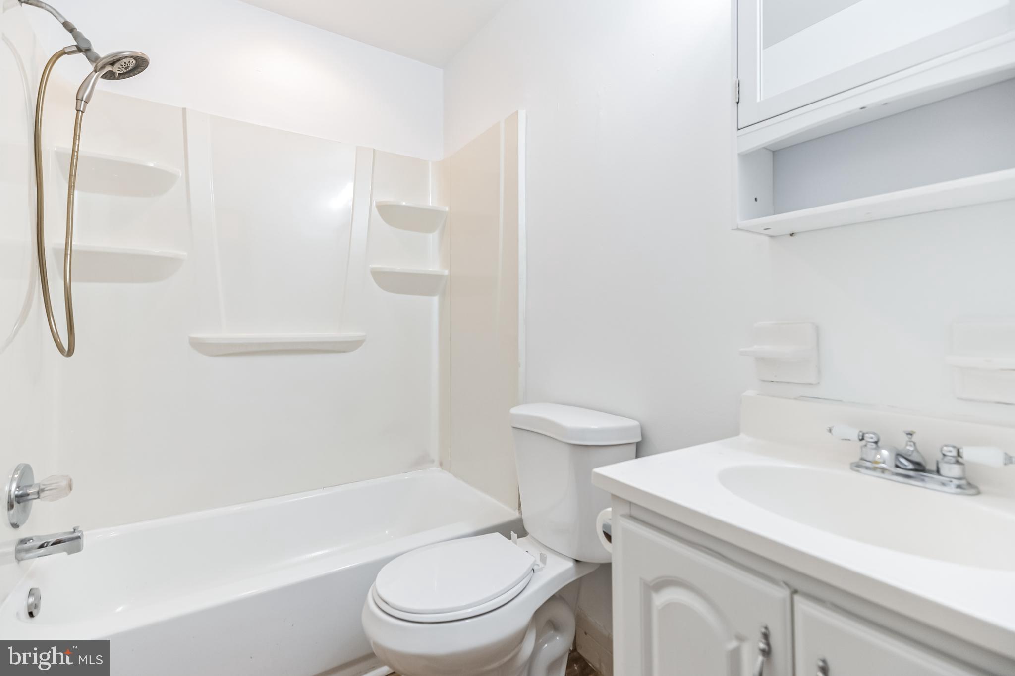 SOMERTON - Residential Income