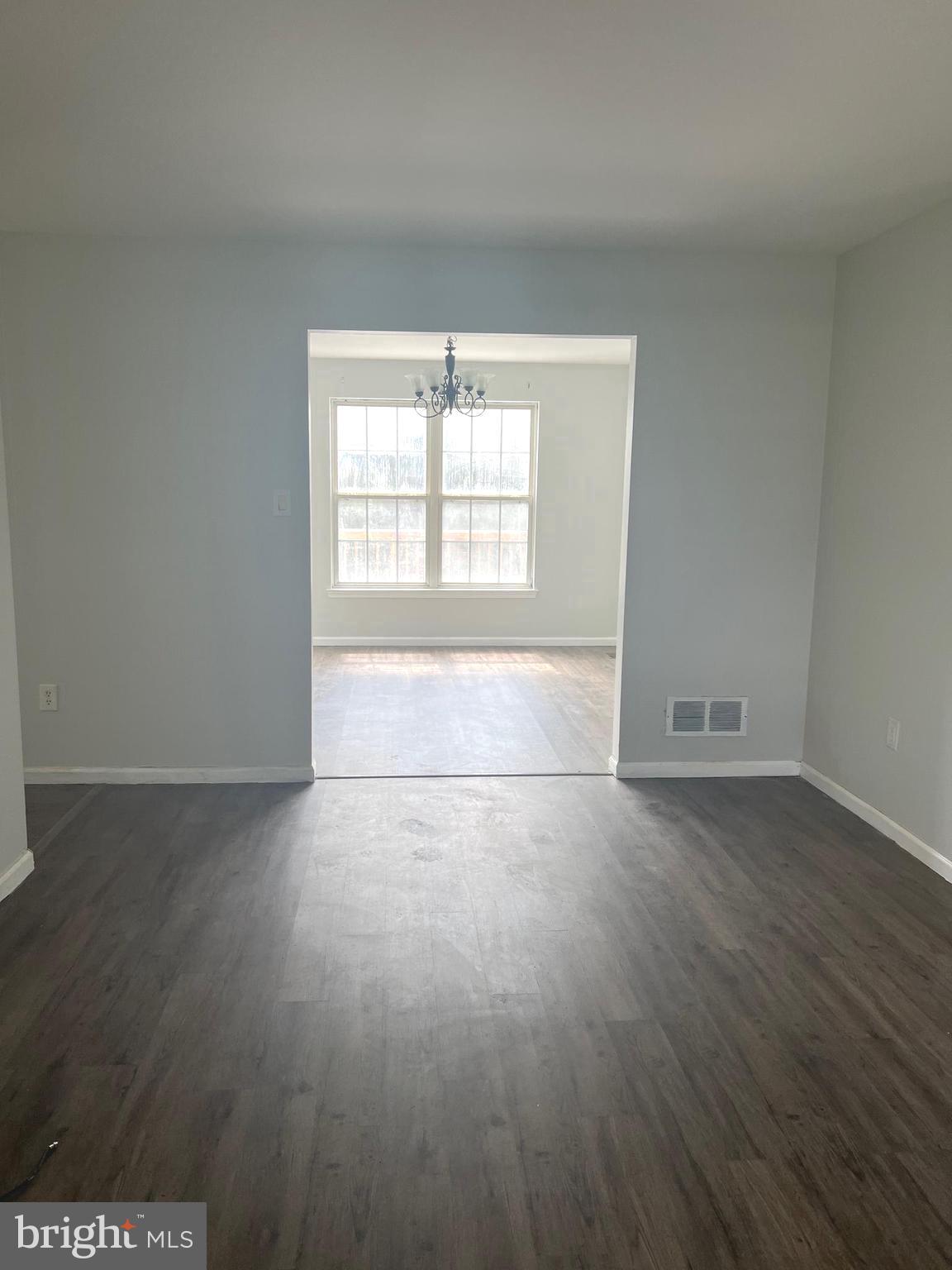 MILFORD GLEN - Residential