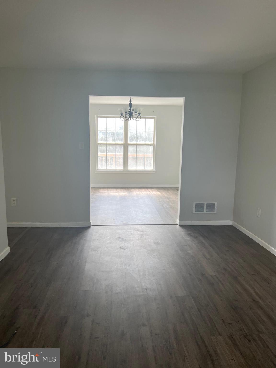 MILFORD GLEN - Residential