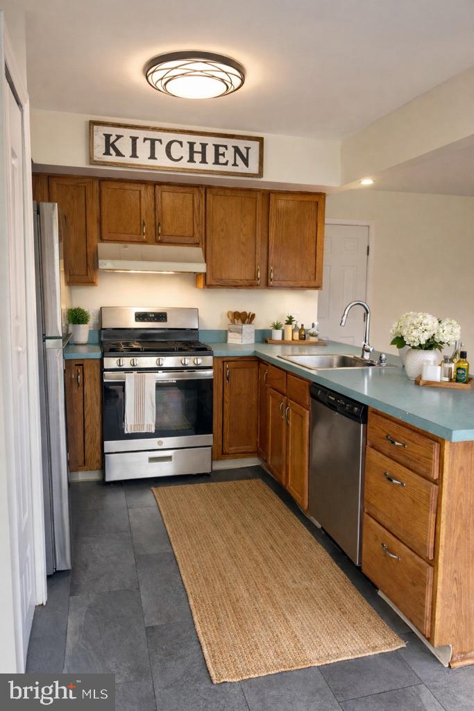 MILFORD GLEN - Residential