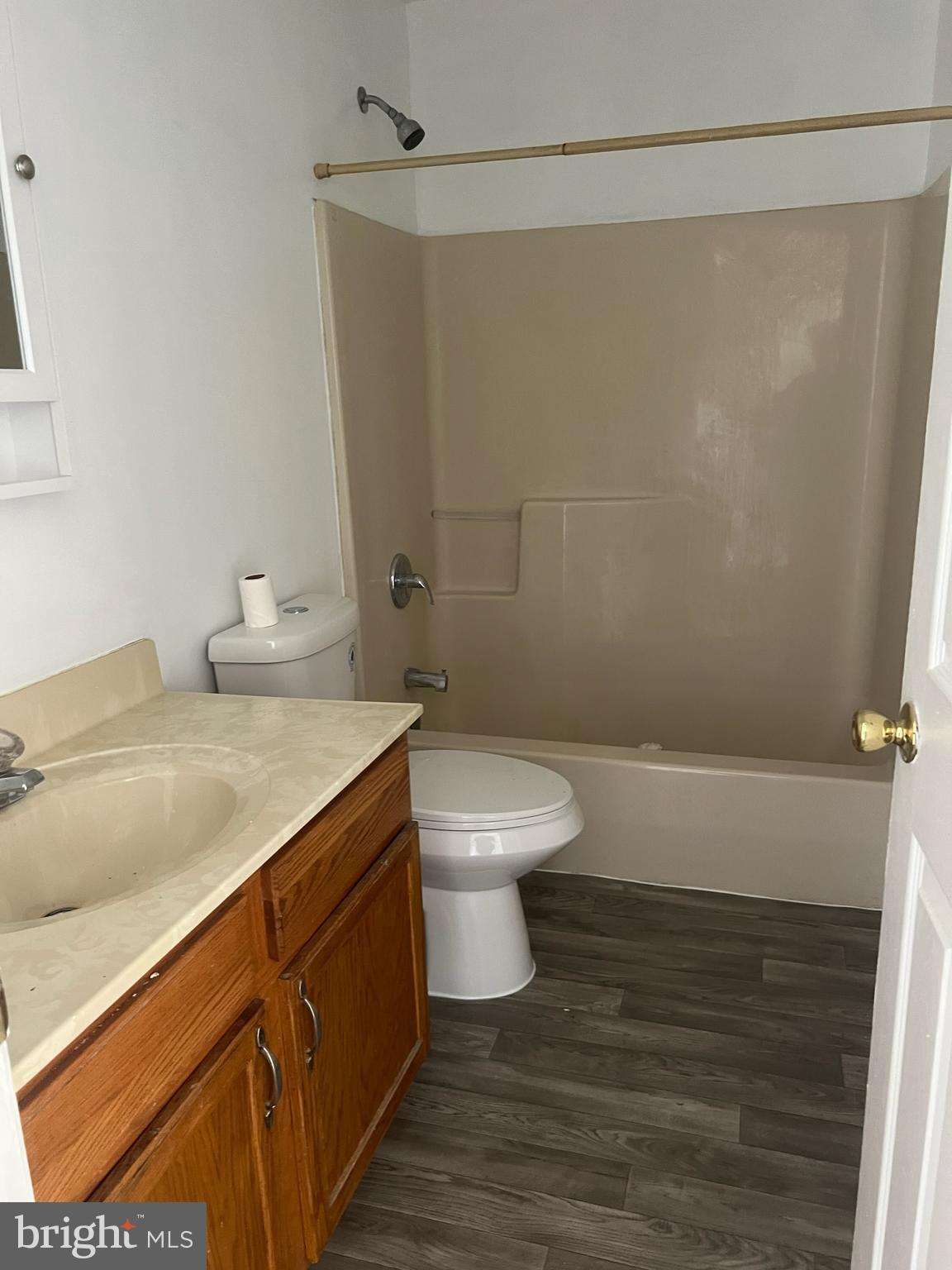 MILFORD GLEN - Residential