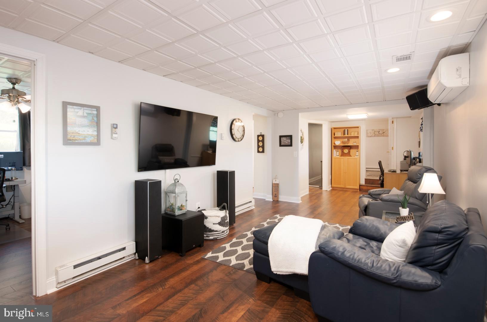 ST. JOHNS MANOR - Residential