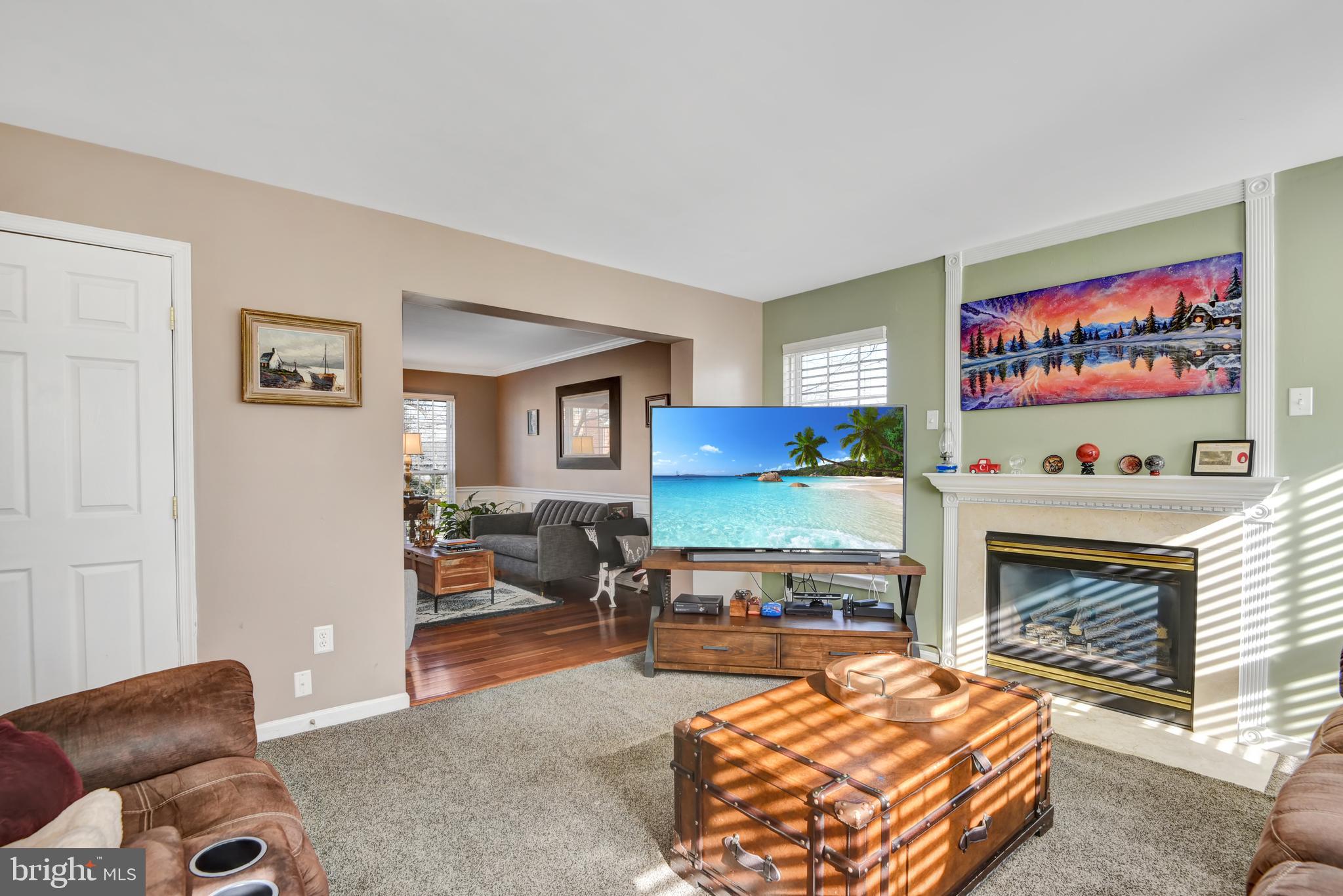 LYNDWOOD MANOR - Residential