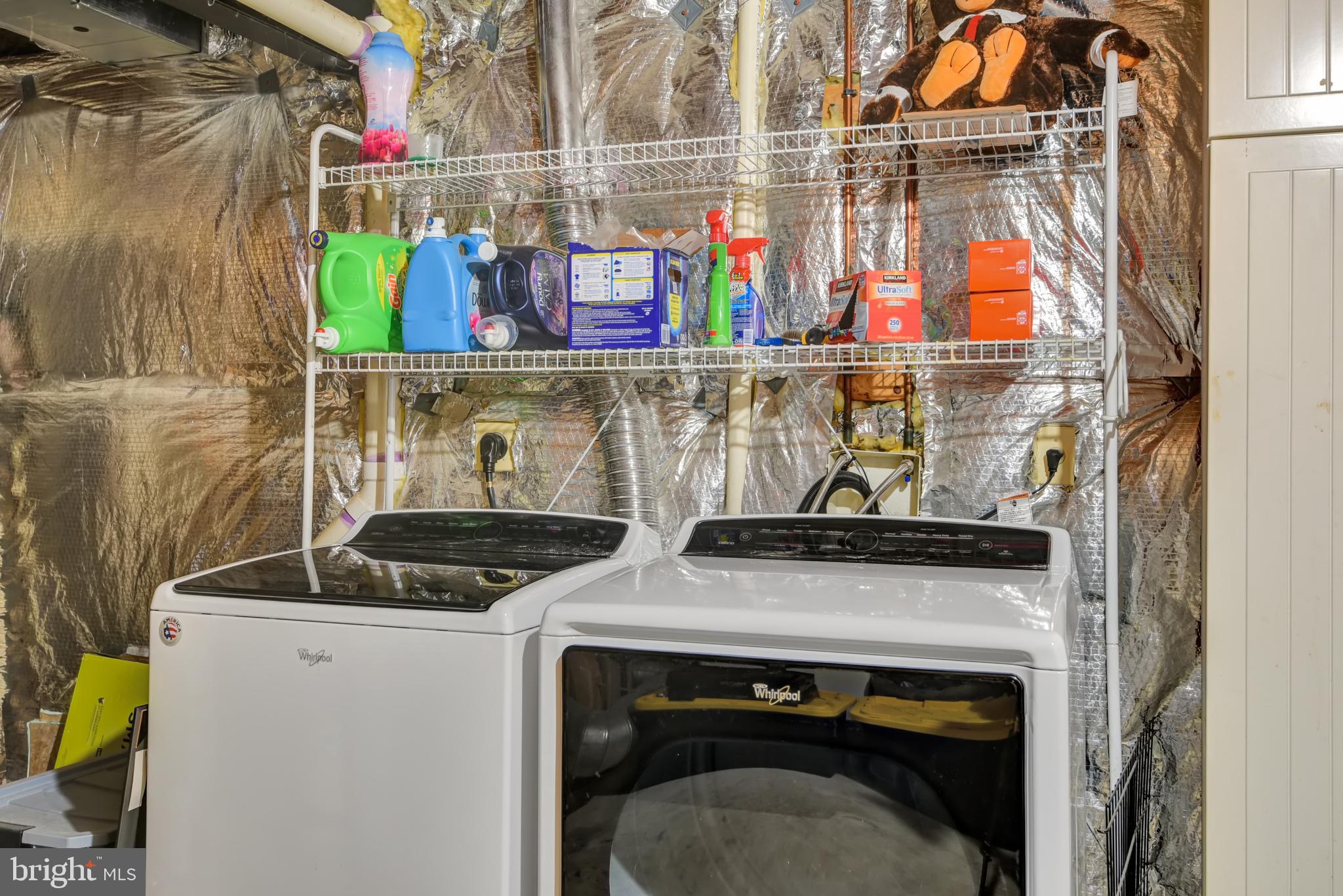 LYNDWOOD MANOR - Residential