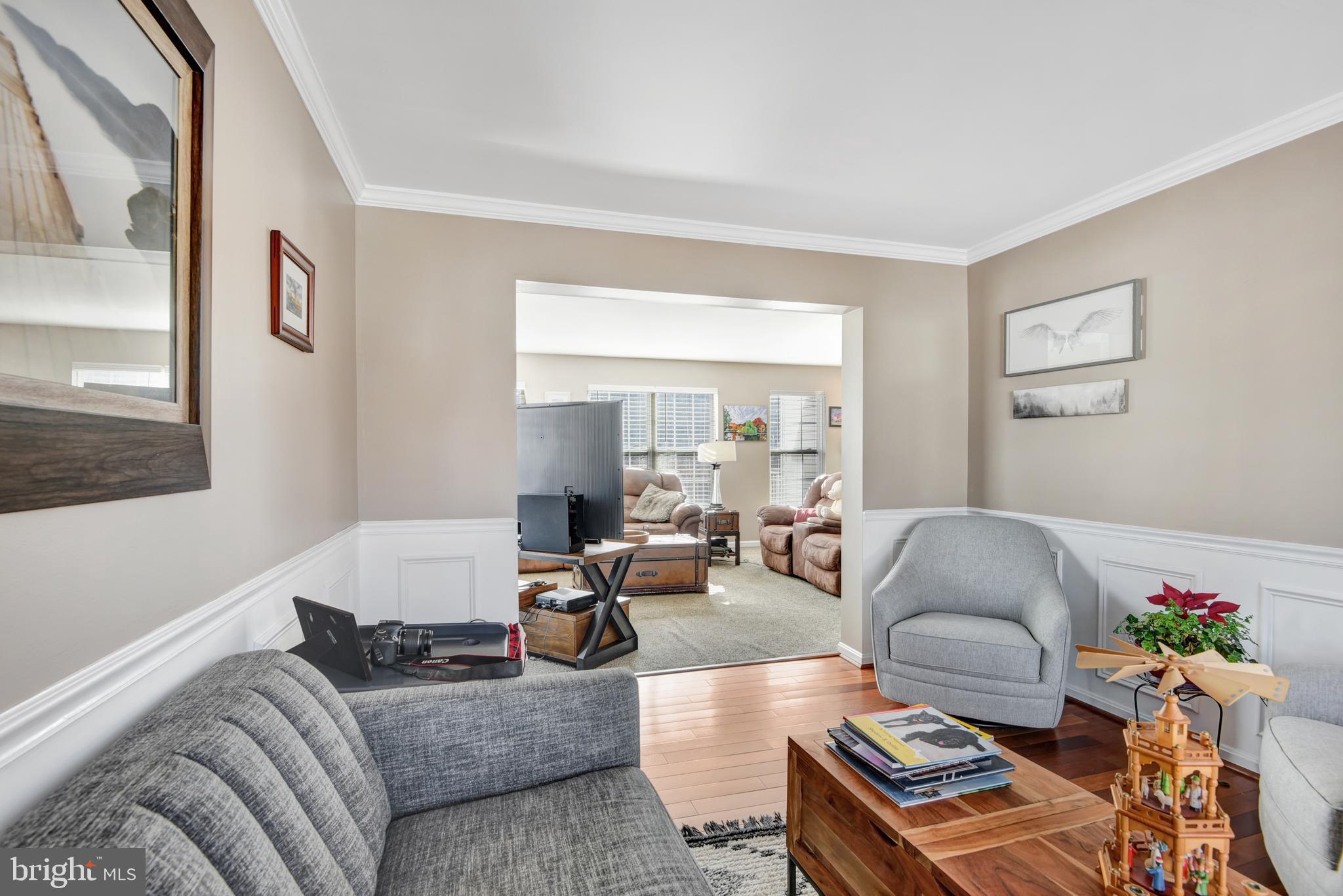 LYNDWOOD MANOR - Residential