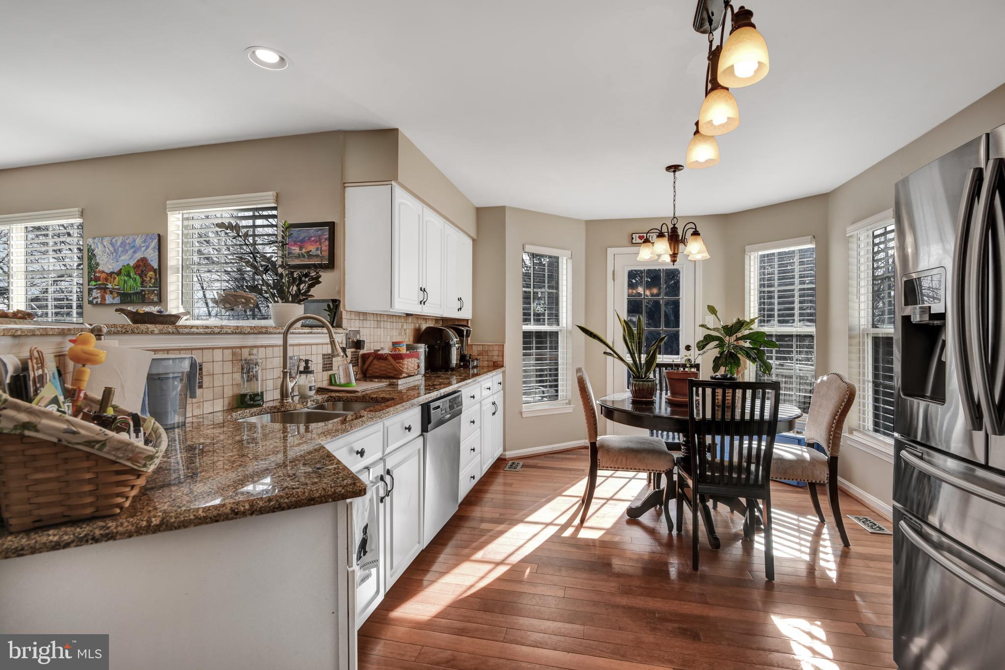 LYNDWOOD MANOR - Residential