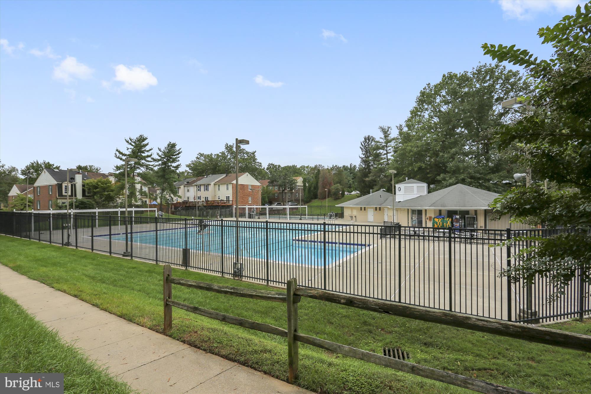 WATTS BRANCH MEADOWS - Residential