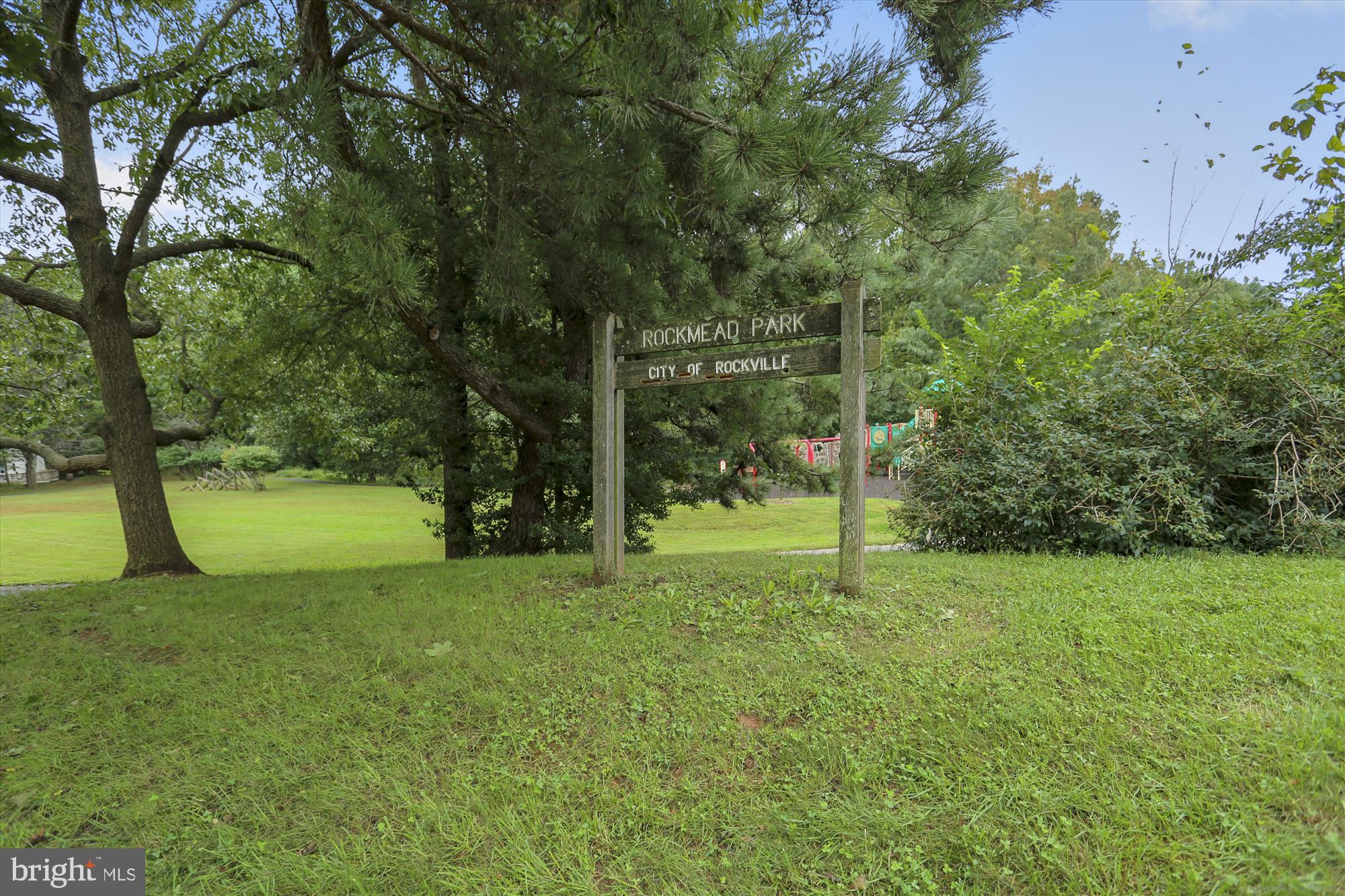 WATTS BRANCH MEADOWS - Residential