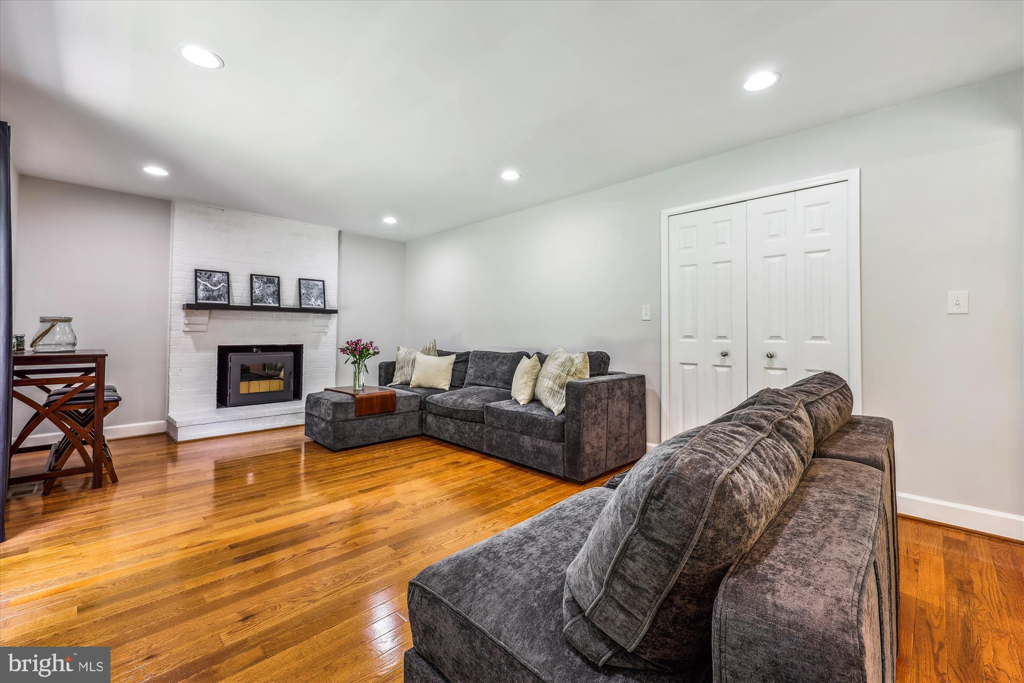 WATTS BRANCH MEADOWS - Residential