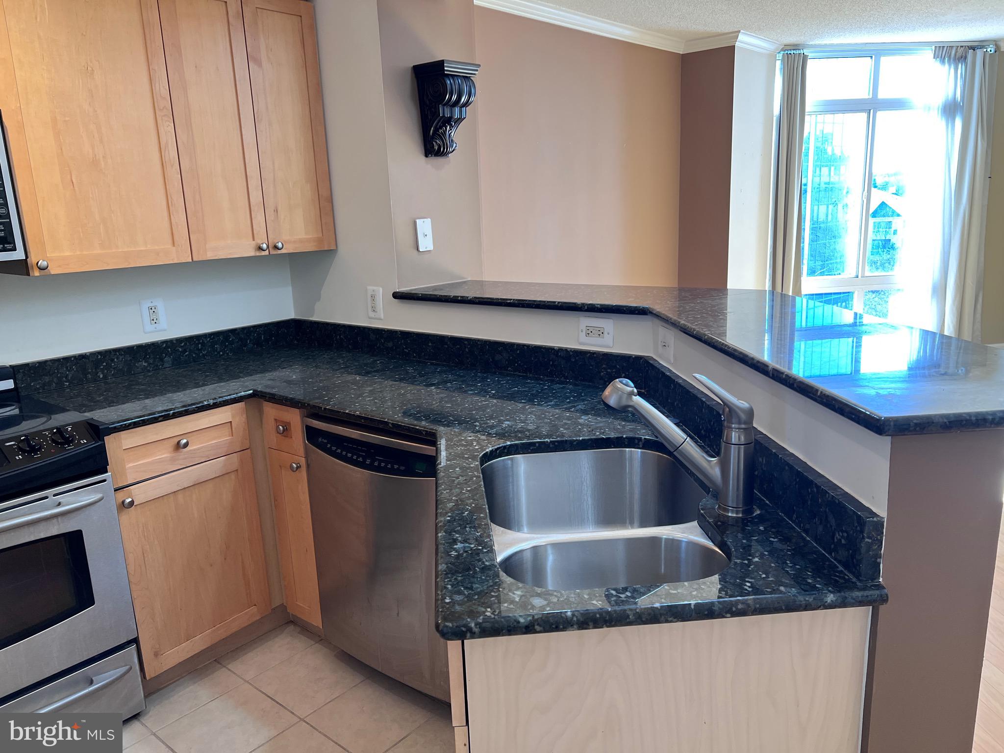 NORTHAMPTON PLACE - Residential Lease