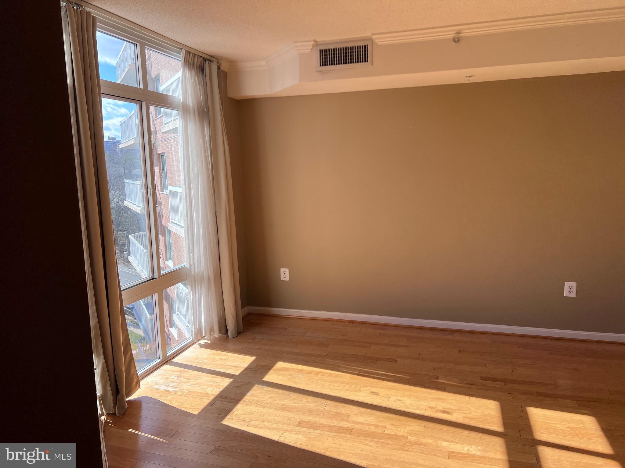 NORTHAMPTON PLACE - Residential Lease