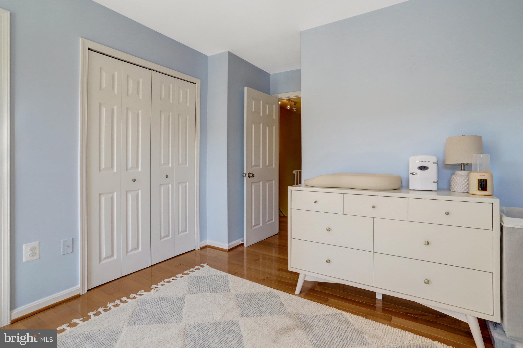 DUNDREE KNOLL - Residential