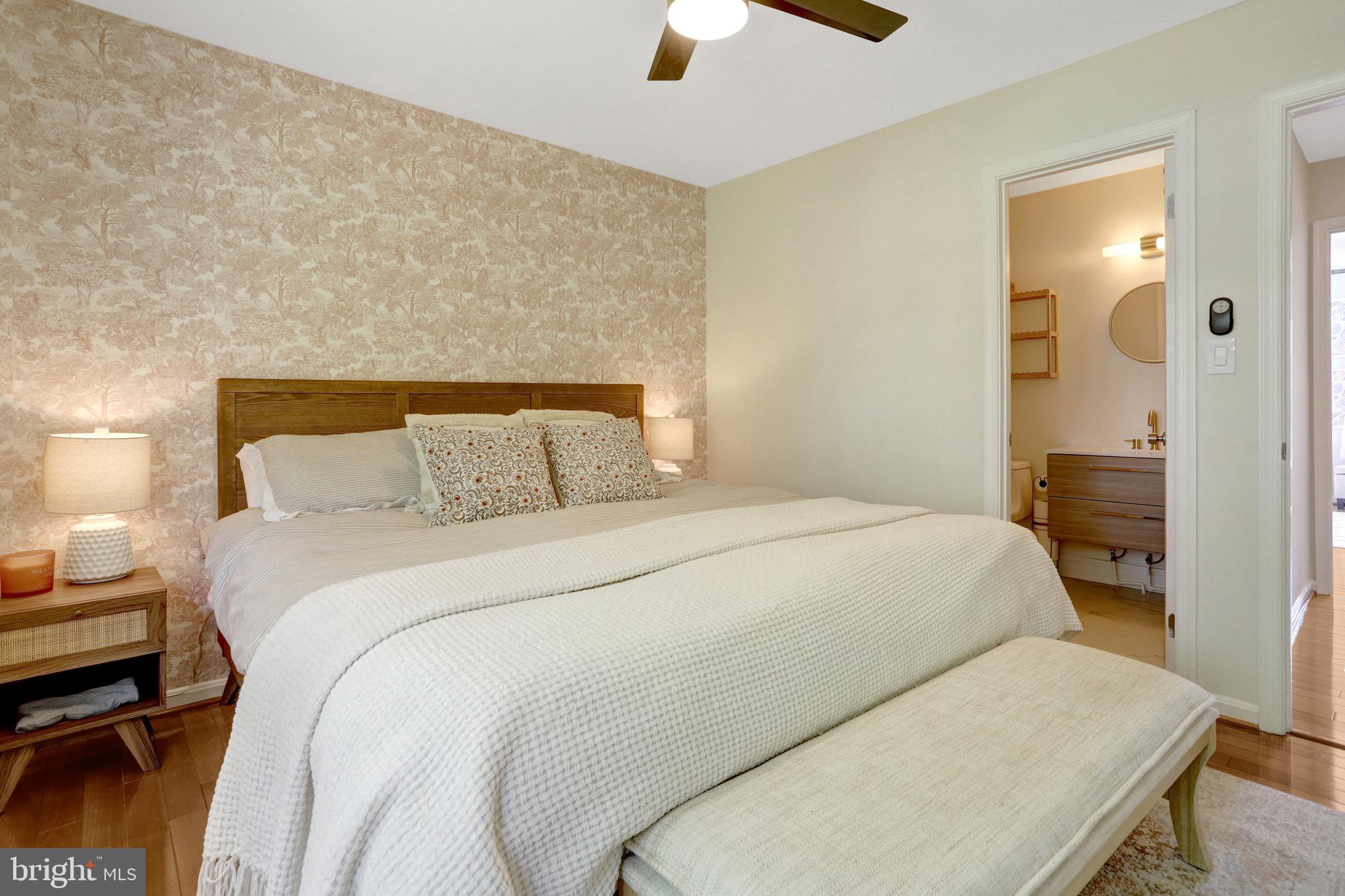 DUNDREE KNOLL - Residential