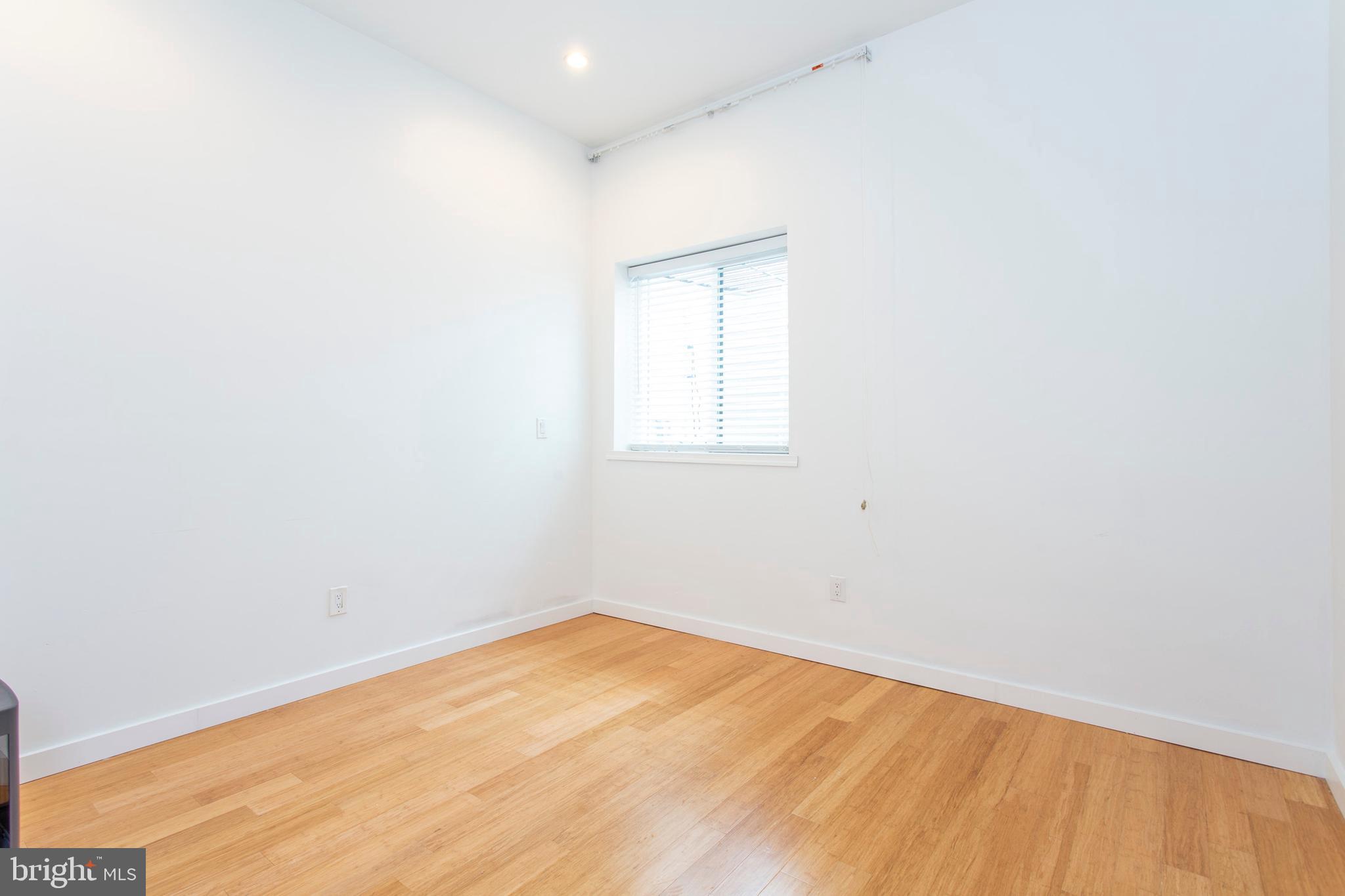 FRANCISVILLE - Residential Lease