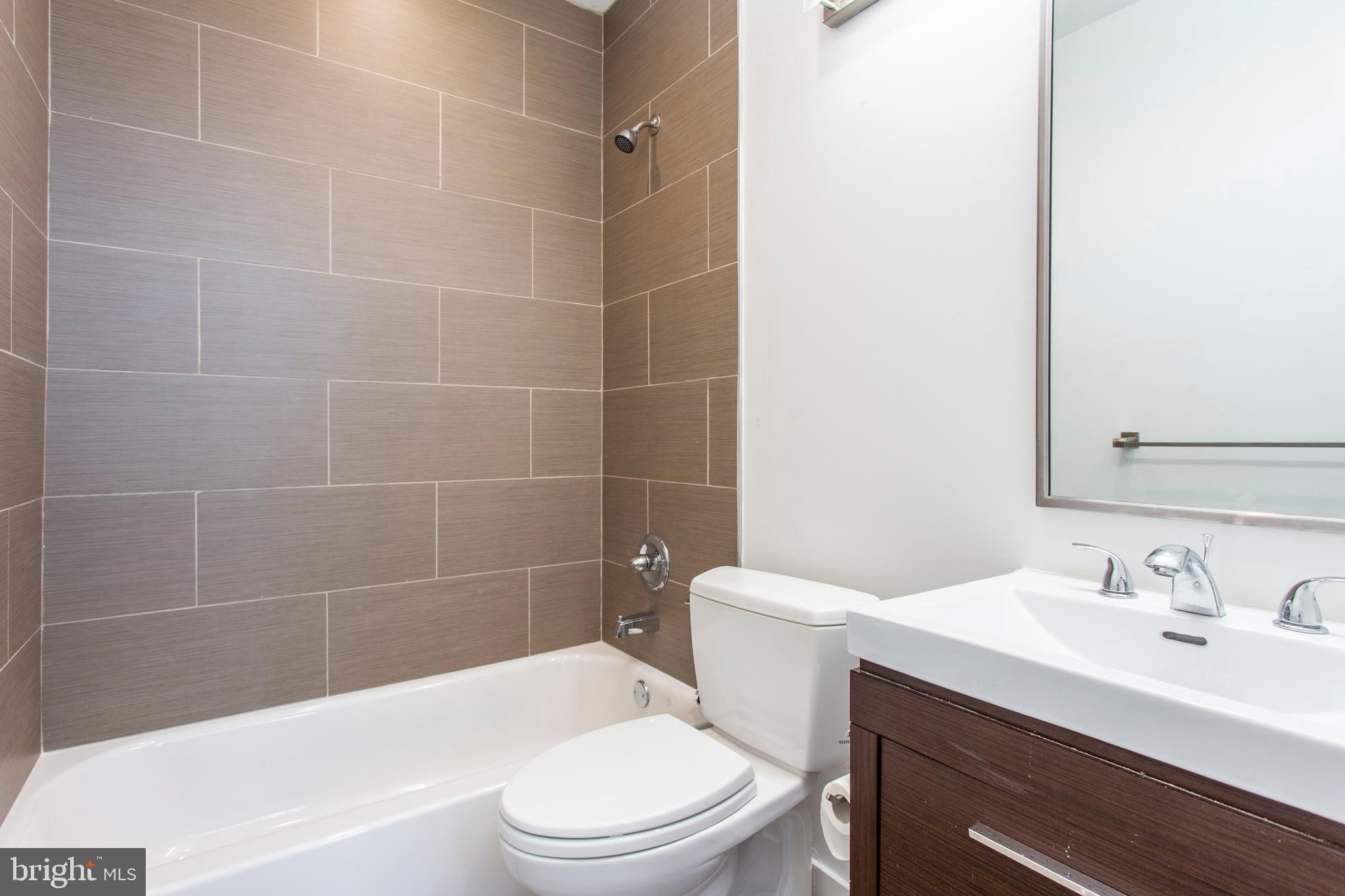 FRANCISVILLE - Residential Lease