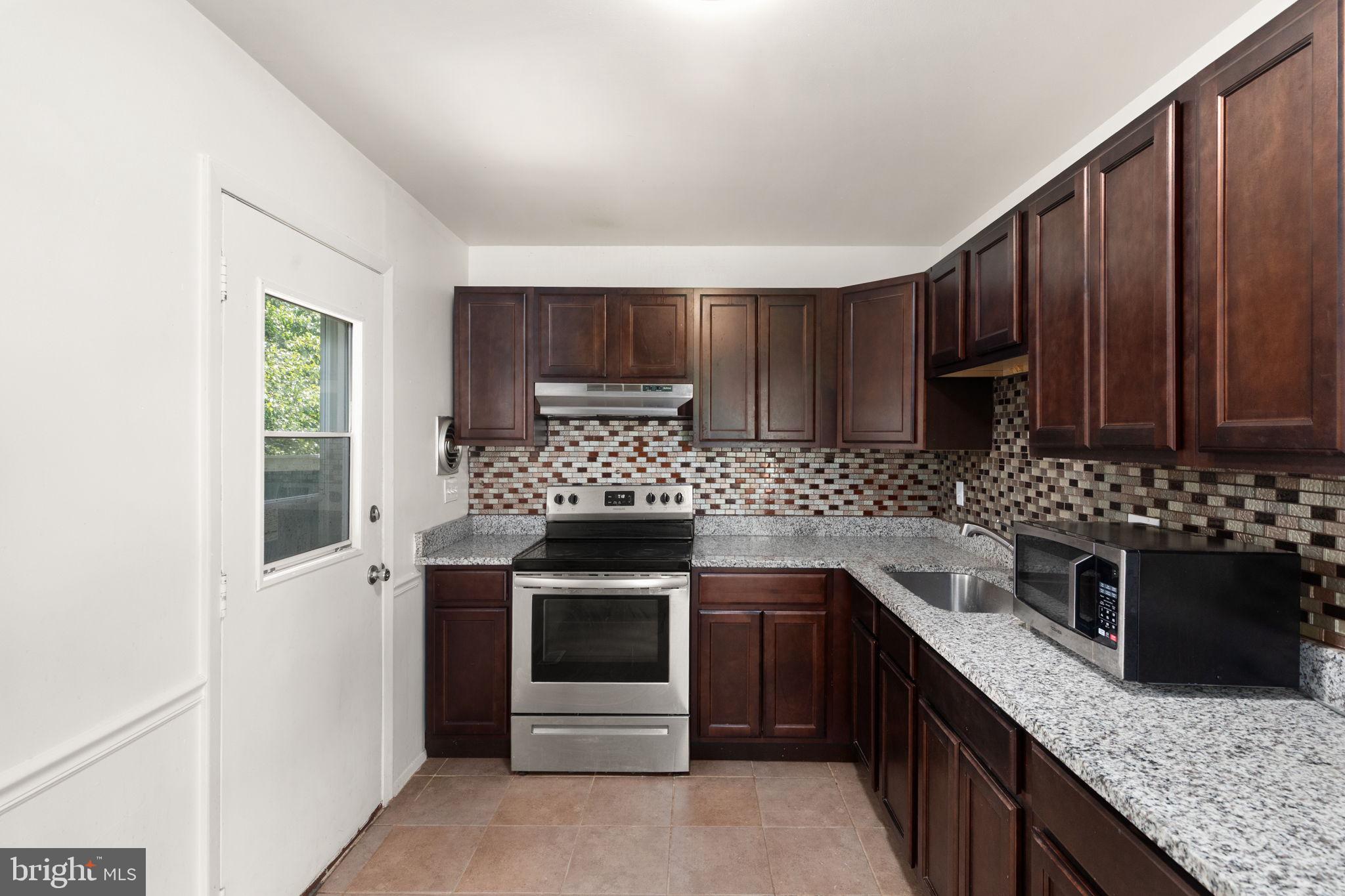 3422 MOULTREE PLACE
