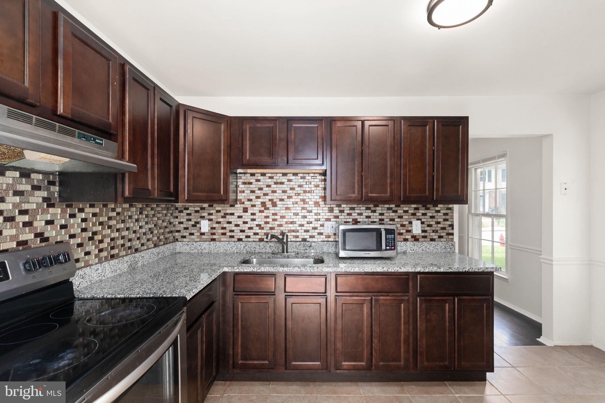 3422 MOULTREE PLACE
