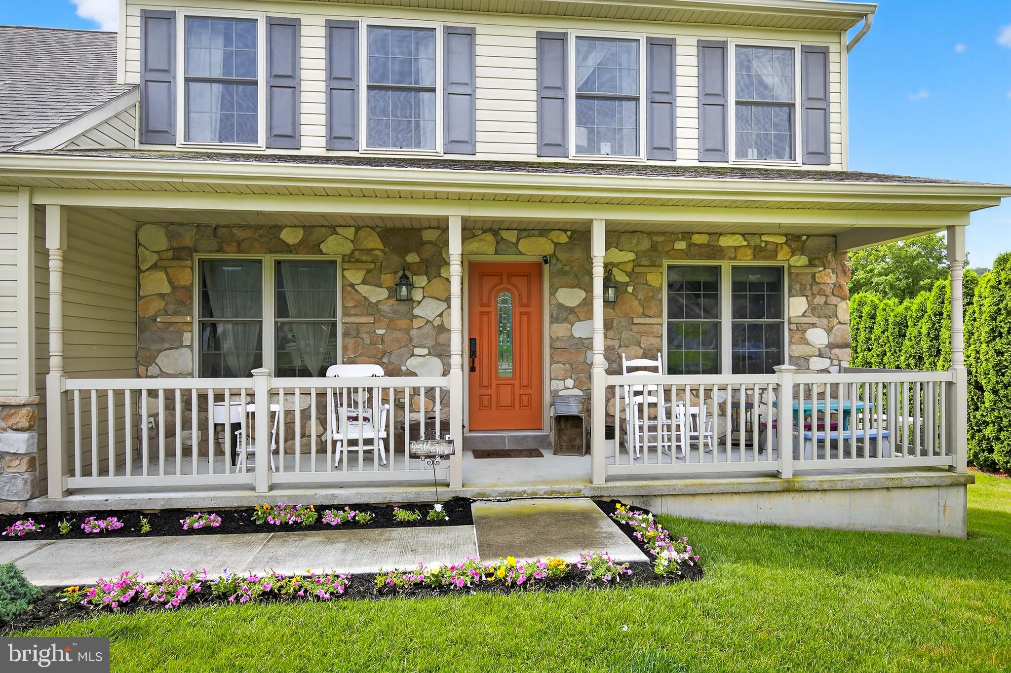 32 FAIRWAY DRIVE